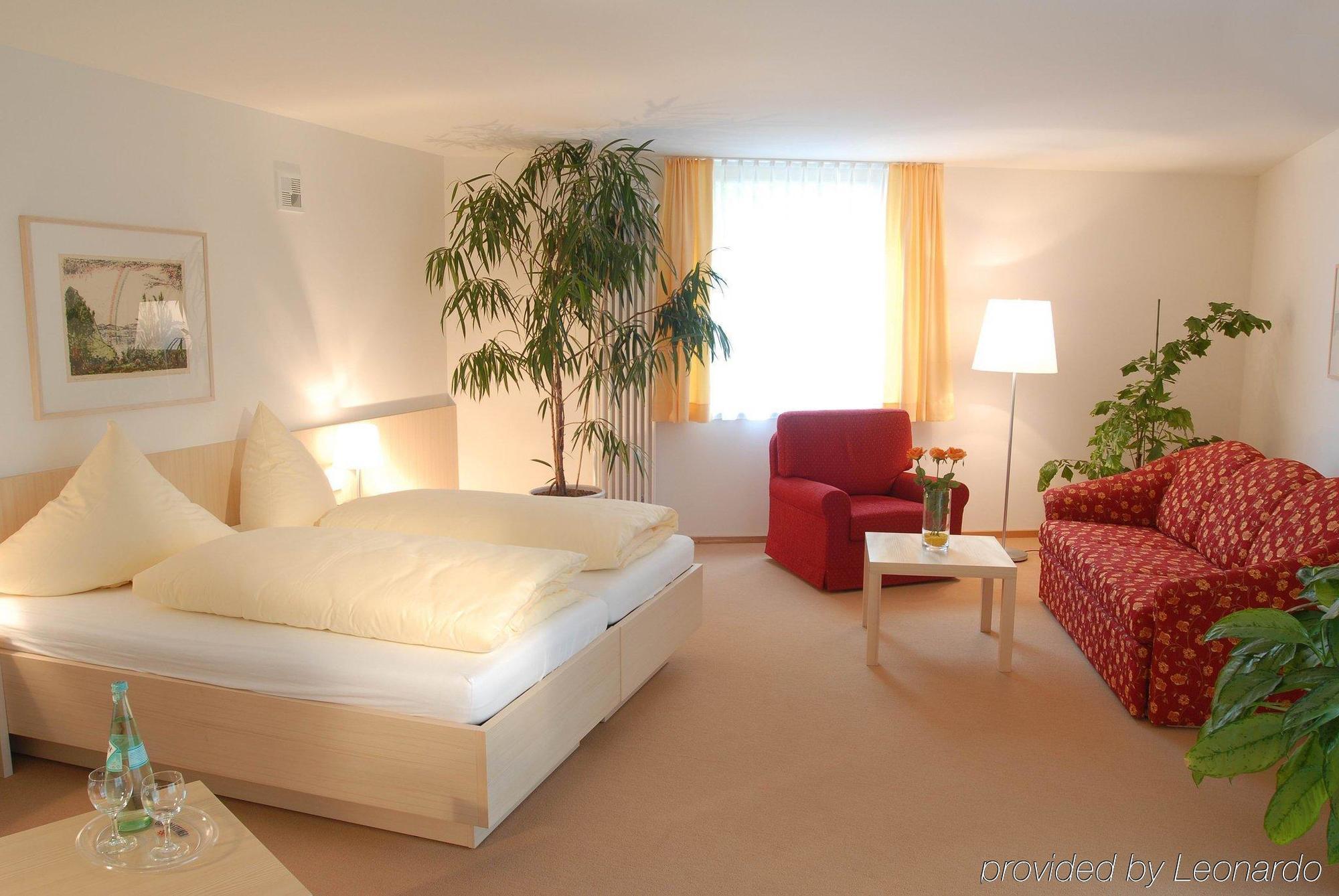 Landhotel Allgaeuer Hof Wolfegg Habitación foto